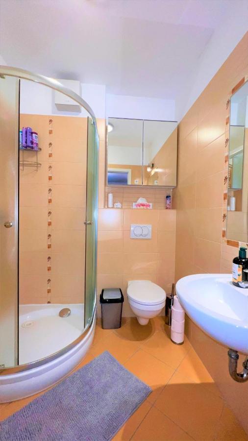 Cosy Living Apartment W Balcony Budapeşte Dış mekan fotoğraf
