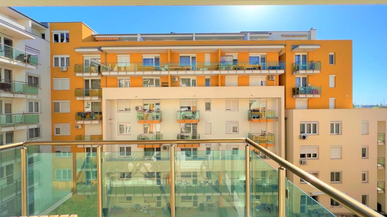 Cosy Living Apartment W Balcony Budapeşte Dış mekan fotoğraf